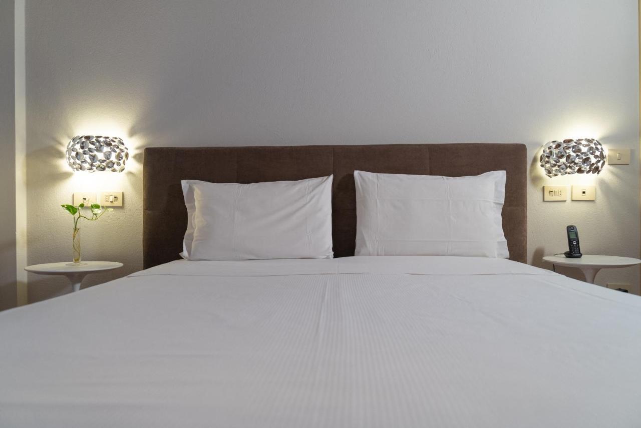 קסטלווטרו די מודנה Locanda Del Feudo Suite & Restaurant מראה חיצוני תמונה