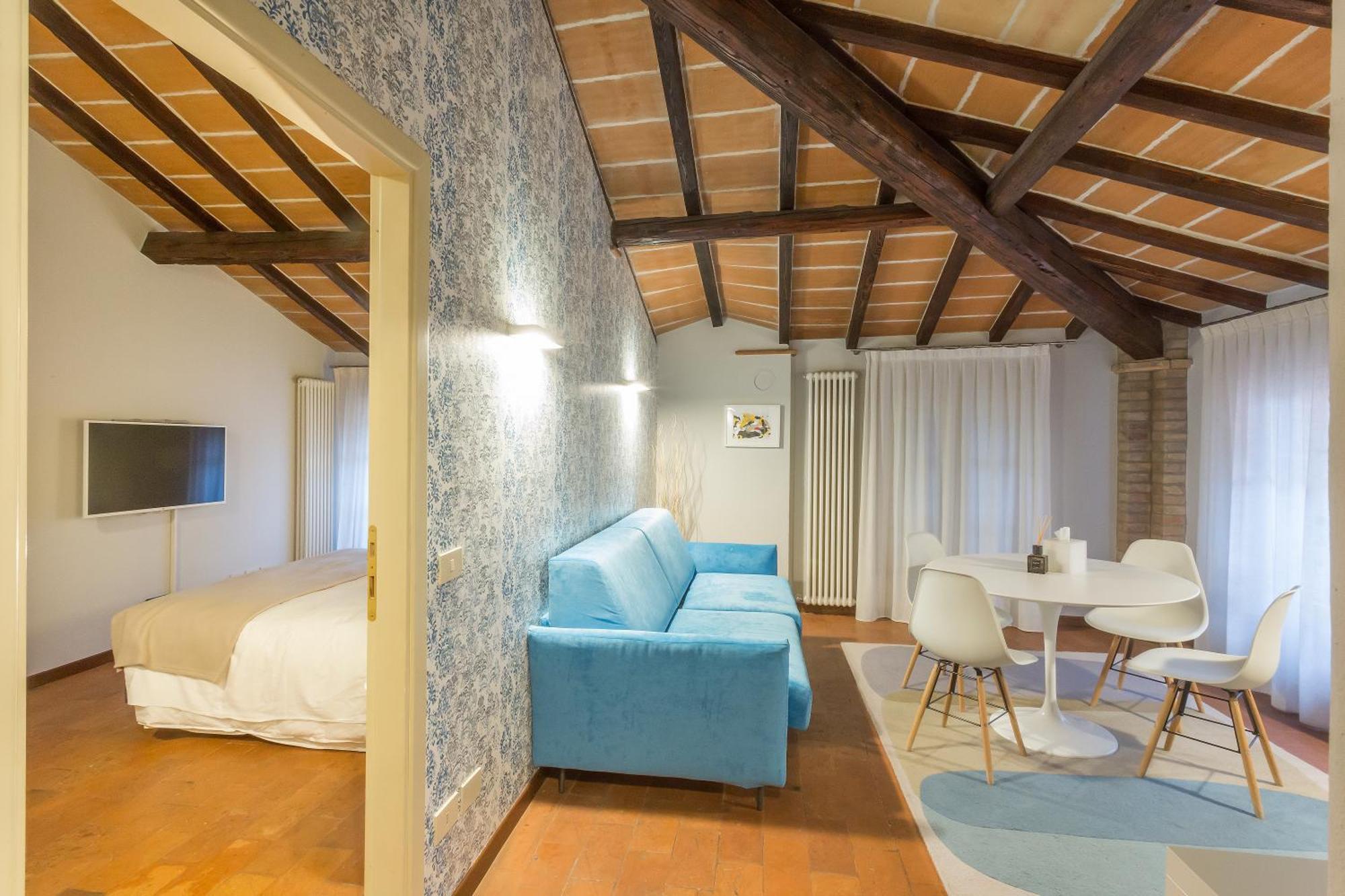 קסטלווטרו די מודנה Locanda Del Feudo Suite & Restaurant מראה חיצוני תמונה
